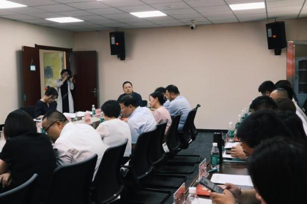 PP电子学生成长导师聘任仪式圆满举办